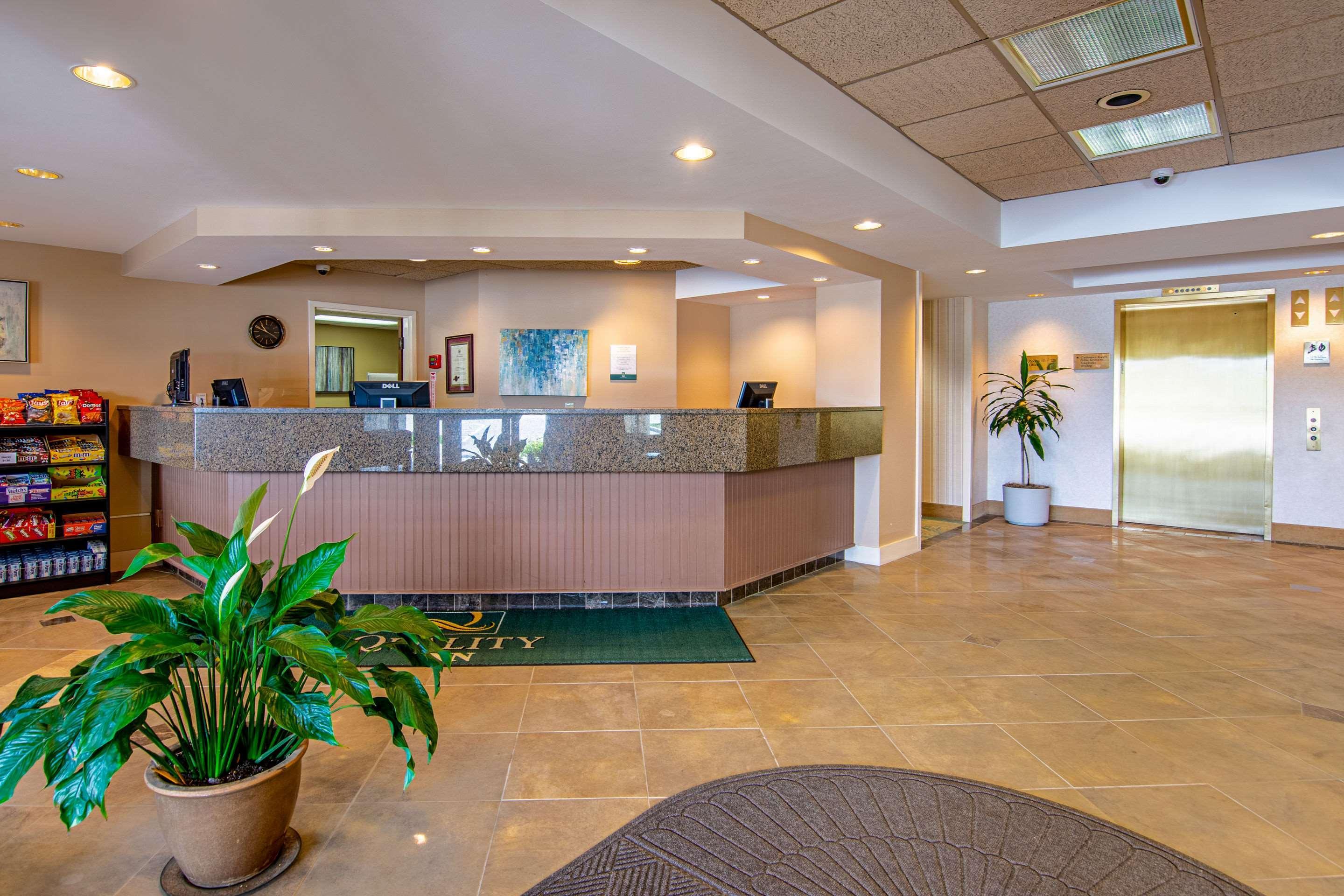 Quality Inn Portsmouth Esterno foto