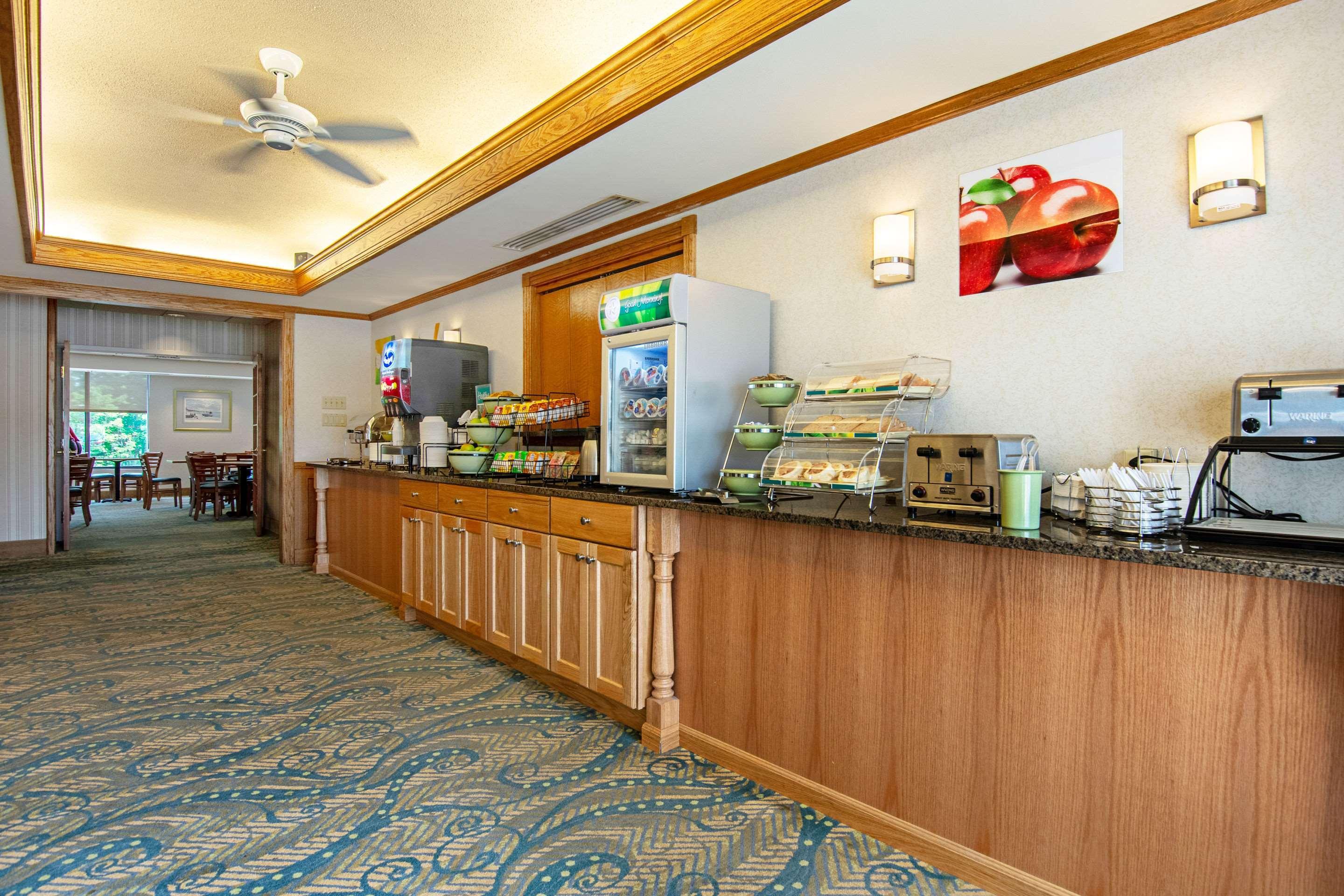 Quality Inn Portsmouth Esterno foto